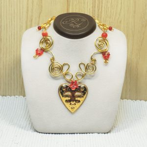 Collar corazón rojo